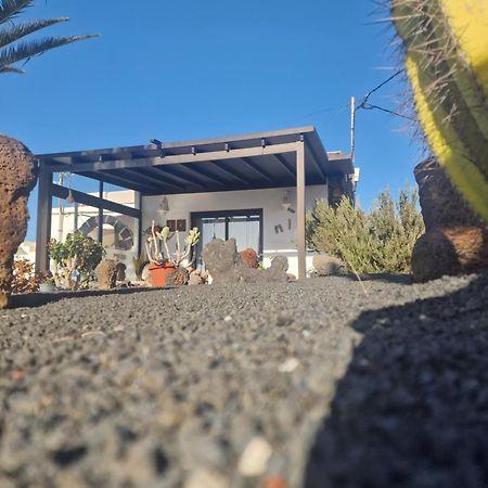 Apartamento Con Terraza Y Jardin Las Breñas Eksteriør billede