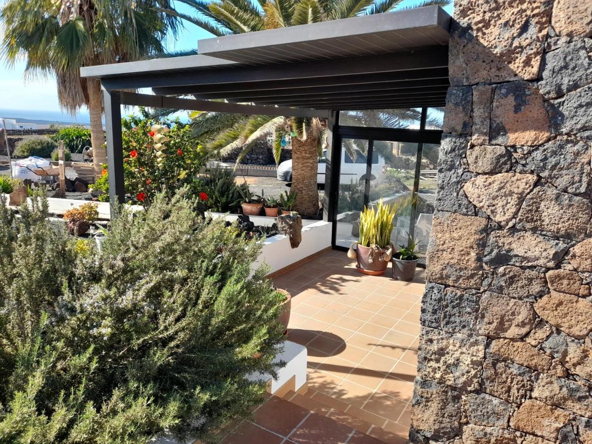 Apartamento Con Terraza Y Jardin Las Breñas Eksteriør billede